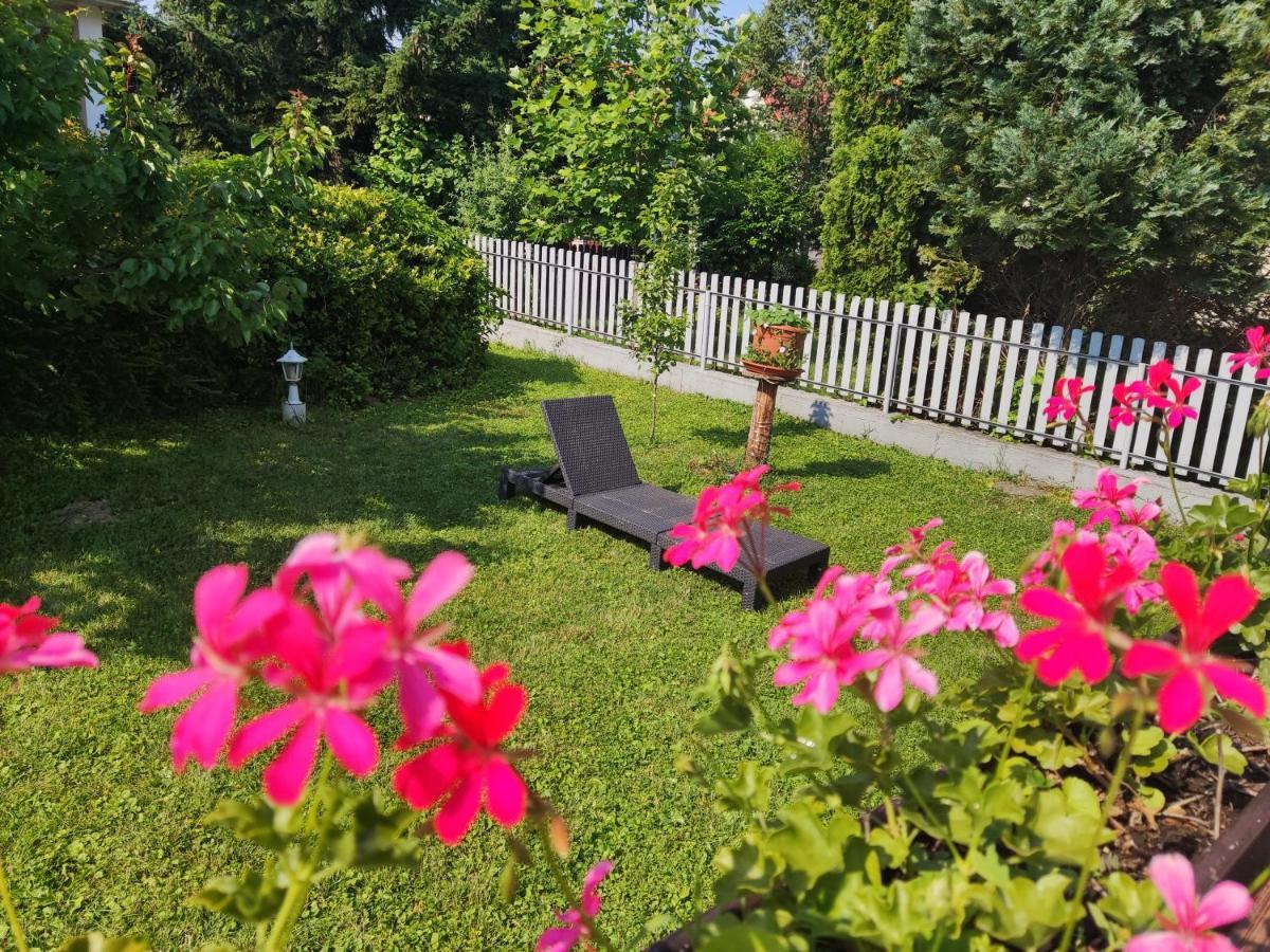 Fészek Apartmanház Vonyarcvashegy Exterior foto