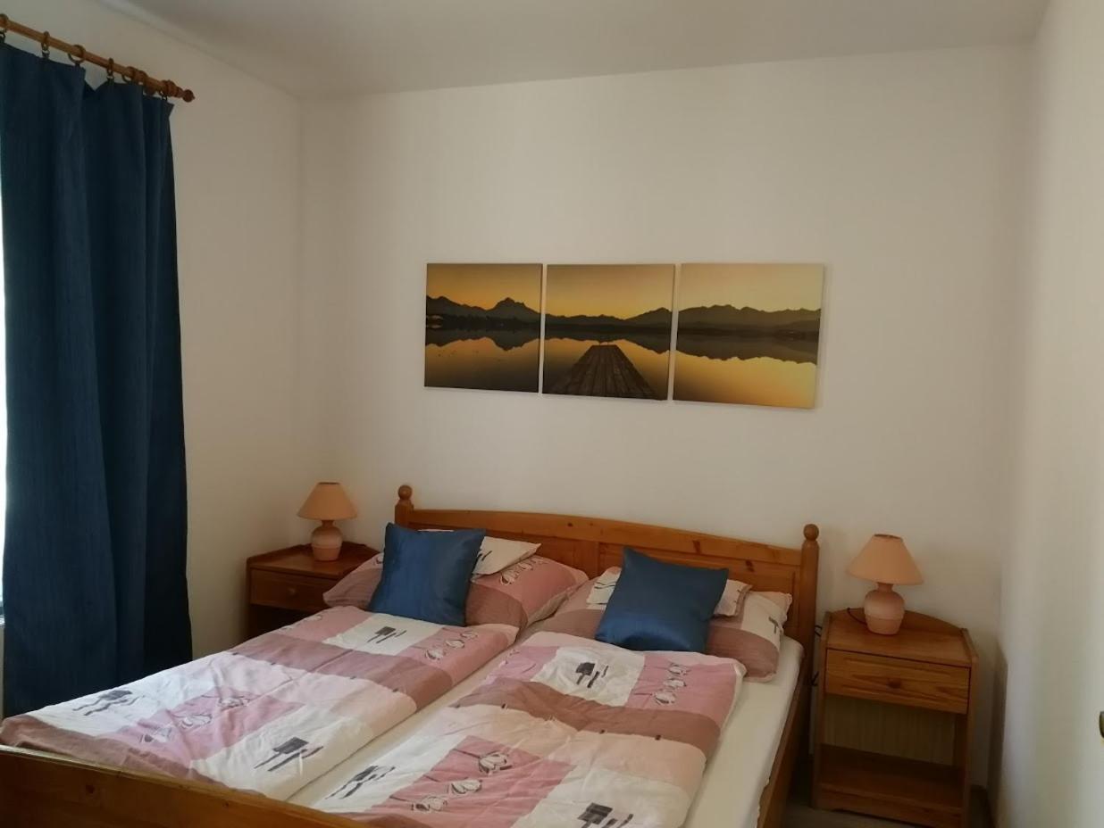 Fészek Apartmanház Vonyarcvashegy Exterior foto