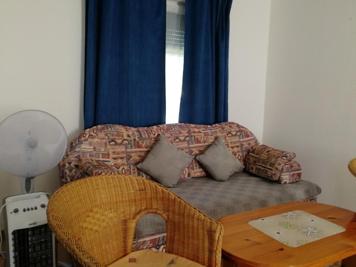 Fészek Apartmanház Vonyarcvashegy Exterior foto